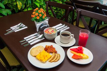 Breakfast meal