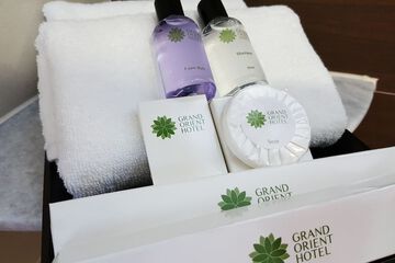 Bathroom amenities