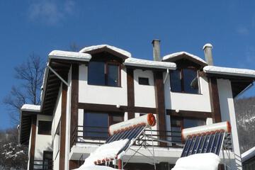Photo 10