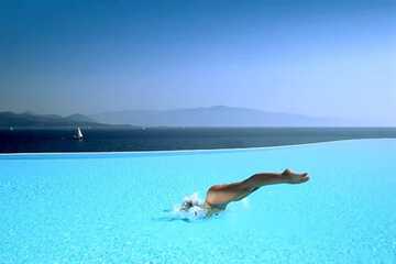 Infinity pool
