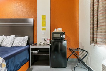 Mini-refrigerator