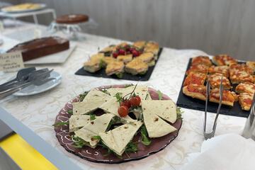 Breakfast buffet
