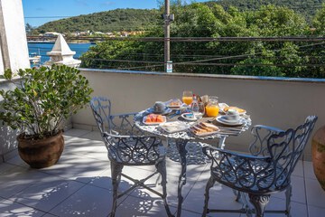 In-room dining