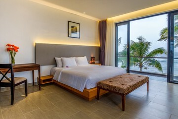 Beach/ocean view