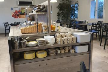 Breakfast area