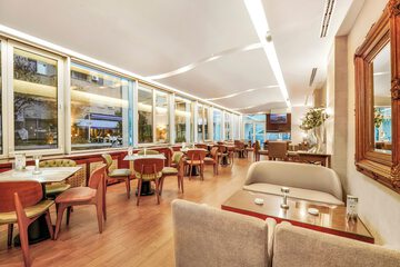 Cafe