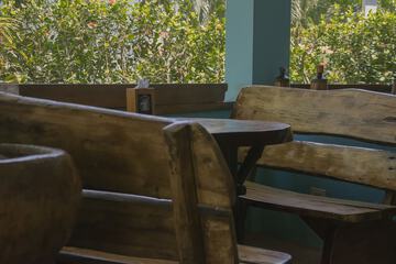 Snack bar