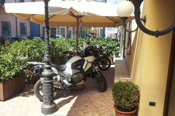 Photo 7