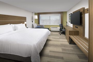 Room 10 of 27