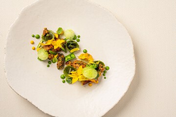 Dining 107 of 145
