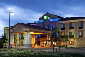 Holiday Inn Express Hotel & Suites Longmont by IHG