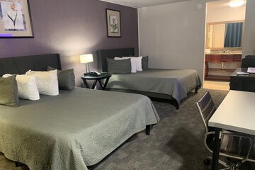 R Nite Star Hotel