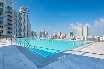 Rooftop pool