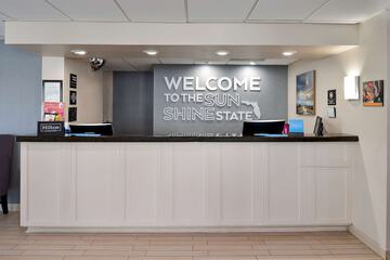 Hotel Interior 6 of 37