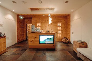 Spa reception