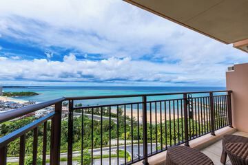 Beach/ocean view