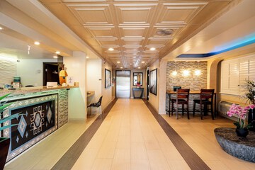 Hotel Interior 12 of 37