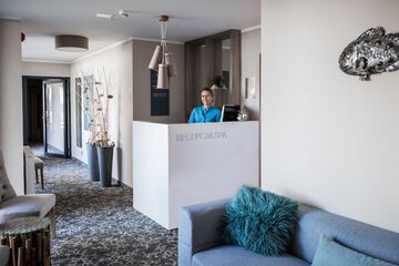 Spa reception