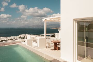 Private pool