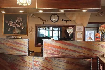 Check-in/check-out kiosk