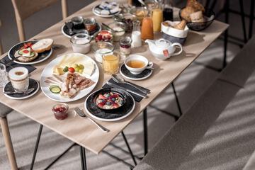Breakfast meal