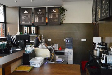 Coffee shop
