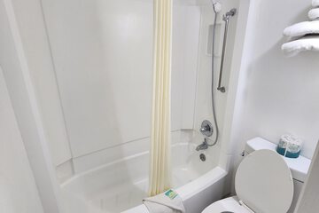Room 35 of 57
