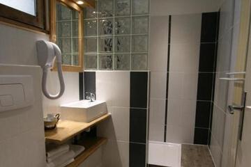 Photo 46