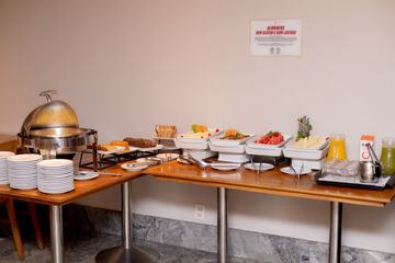 Breakfast buffet