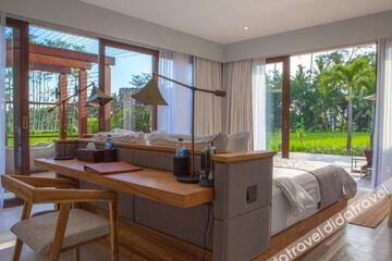 Hotel Interior or Public Areas