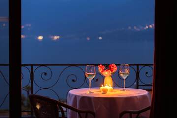 Couples dining