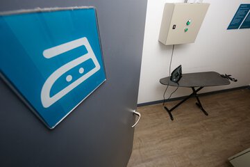 Iron/ironing board