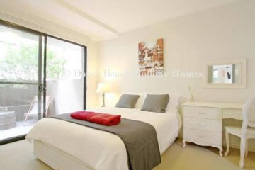  Bondi Beach Garden Apartment 9