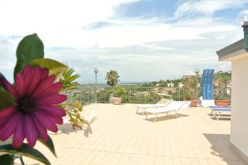 Sundeck