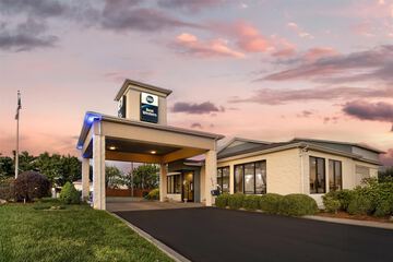 Best Western Inn & Suites - Monroe