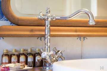 Bathroom sink