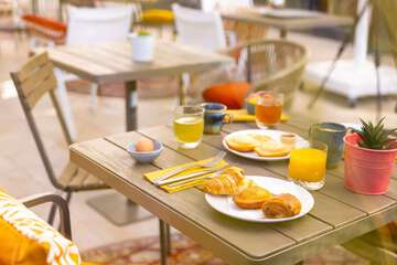 Breakfast area
