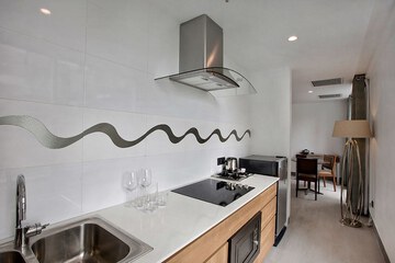 Private kitchenette