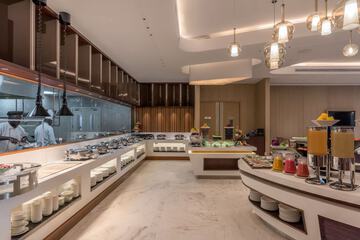 Breakfast buffet