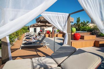 Sundeck