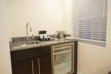 Private kitchenette