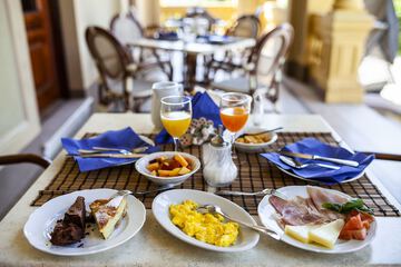 Breakfast area