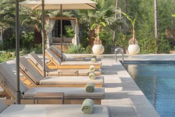 Infinity pool