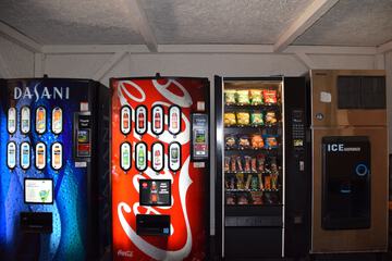 Vending machine