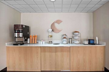 Breakfast/Coffee Service 35 of 40