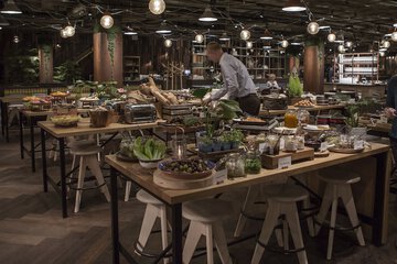 Breakfast buffet