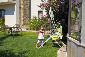 Children's play area - outdoor