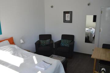 Photo 4