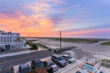 Beach/ocean view