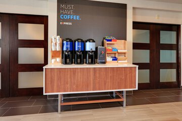 Breakfast/Coffee Service 36 of 39